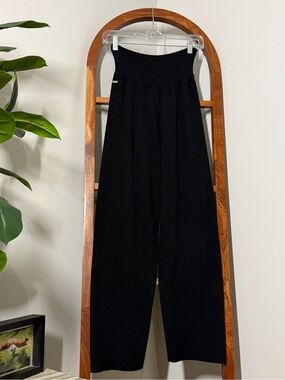 LUNE Active XS Black Olly Knit High Waisted Pants